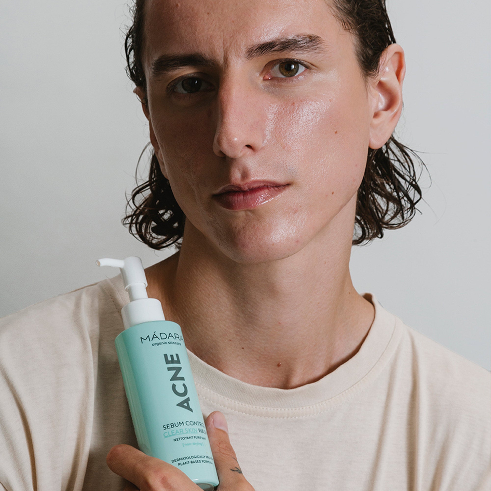 Nettoyant transparent anti-acné et contrôle du sébum - Madara