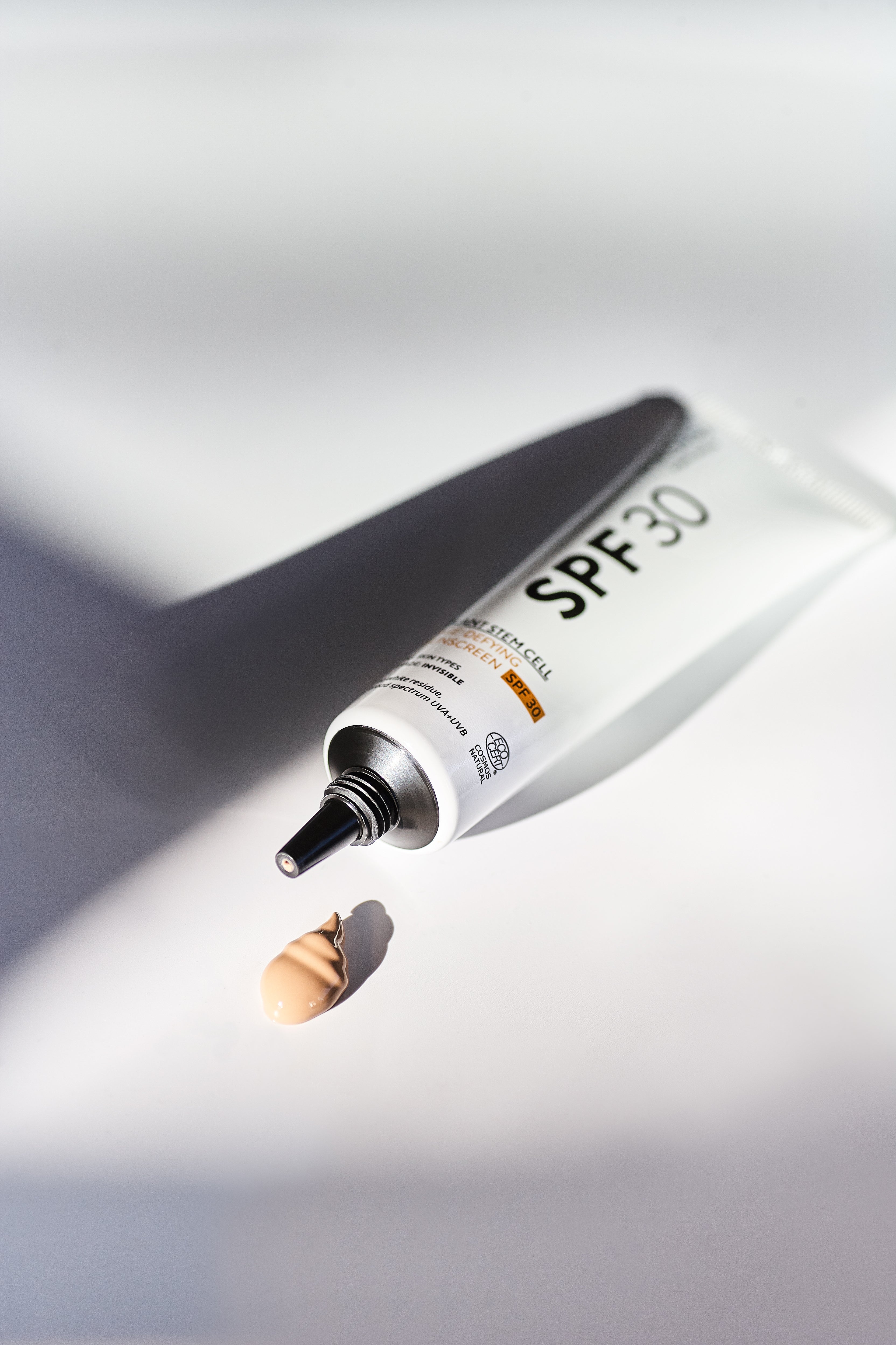 Plant Stem Cell Age-defying Face Sunscreen SPF 30 - Madara